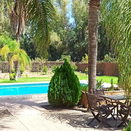 Pereila - Luxury Country Retreat Villa *